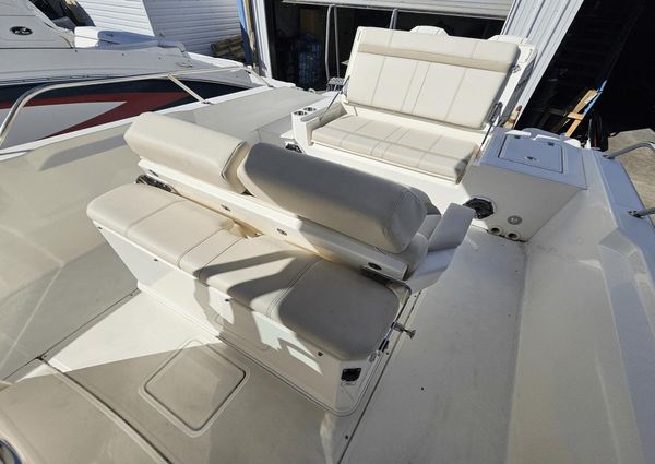 Boston Whaler 280 Dauntless image