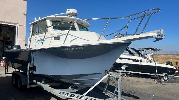 Parker 2520 XLD Sport Cabin 