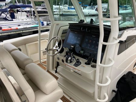 Boston Whaler 380 Outrage image