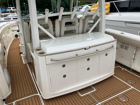 Boston Whaler 380 Outrage image