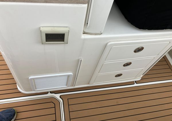 Boston Whaler 380 Outrage image