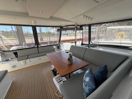 Fountaine Pajot Lucia 40 image