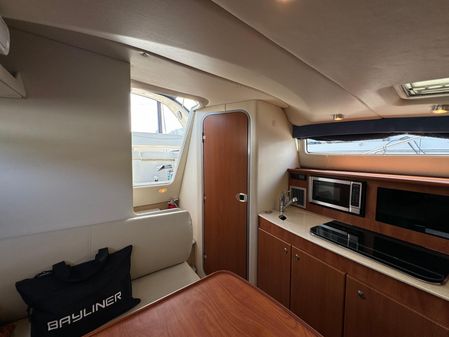 Bayliner 285 image