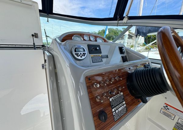 Bayliner 285 image