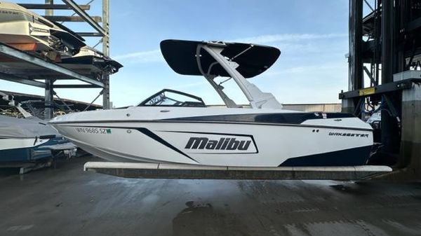 Malibu 22 LSV 