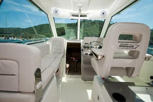 Boston-whaler 285-CONQUEST image
