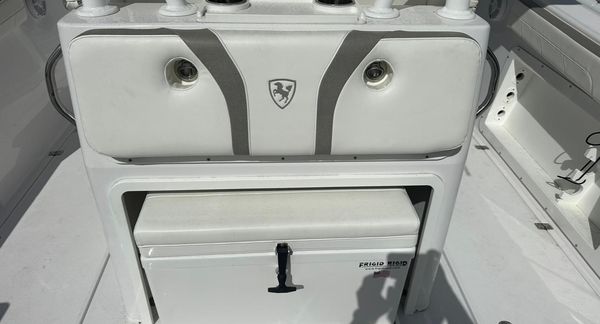 Century 3200 Center Console image