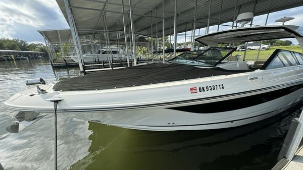 Sea Ray SLX 400 