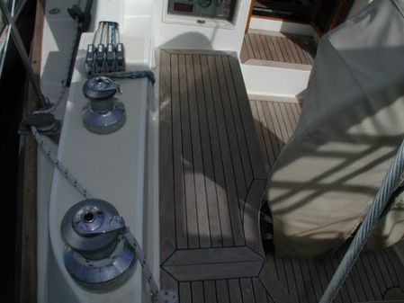 Tayana 460 Vancouver Pilothouse image