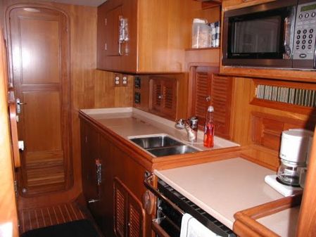 Tayana 460 Vancouver Pilothouse image