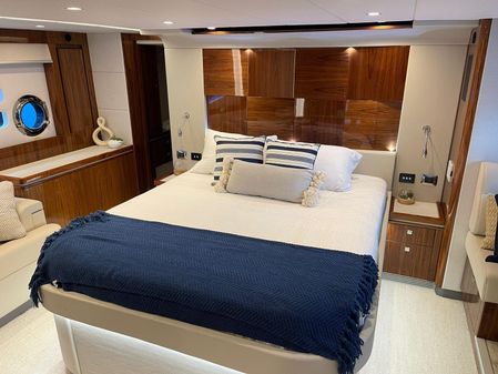 Riviera 6000-SPORT-YACHT image