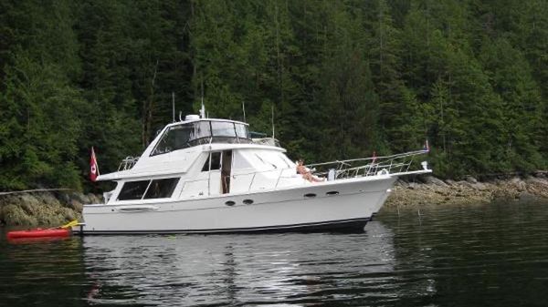 Meridian 490 Pilothouse