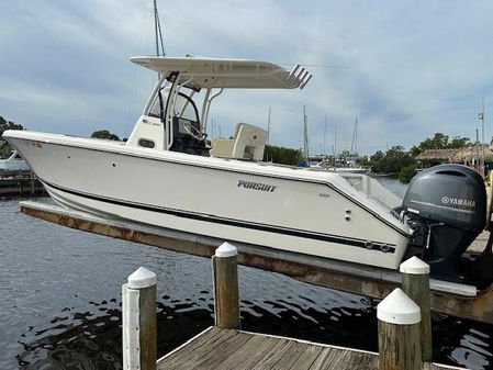 Pursuit C 260 Center Console image