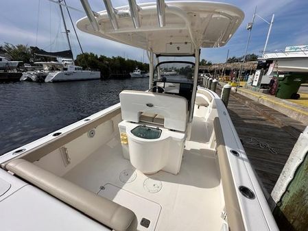 Pursuit C 260 Center Console image