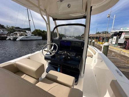 Pursuit C 260 Center Console image