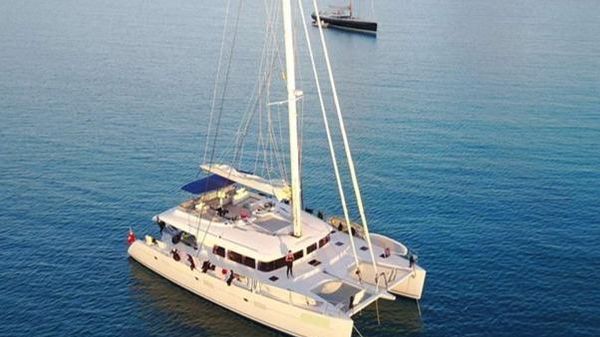 Lagoon 620