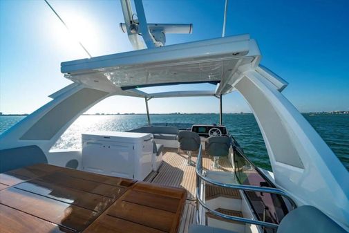 Sunseeker Manhattan 55 image