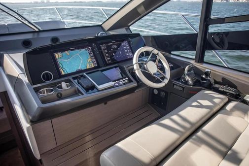 Sunseeker Manhattan 55 image