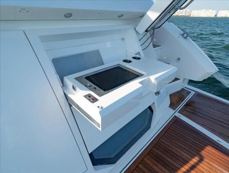 Sunseeker Manhattan 55 image