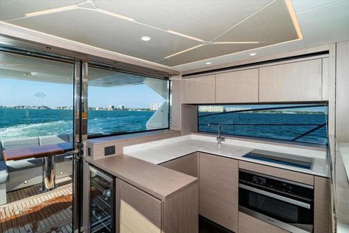 Sunseeker Manhattan 55 image