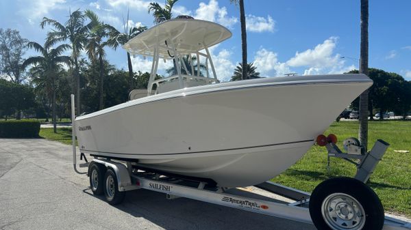 Sailfish 220 CC 