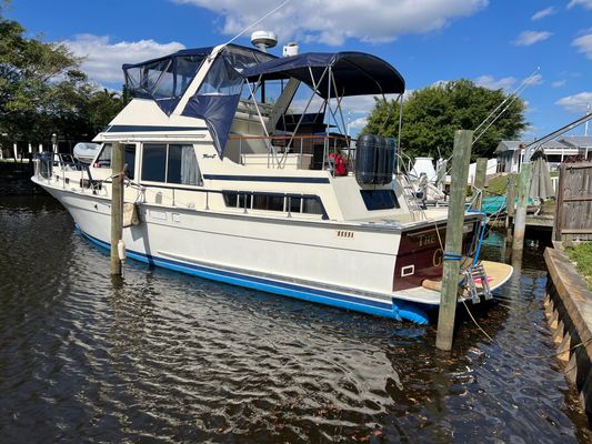 Tollycraft 48-COCKPIT-MOTOR-YACHT - main image