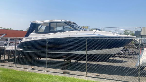 Regal 36 Grande Coupe