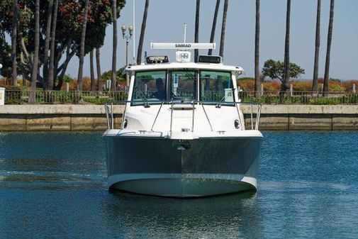 Boston Whaler 345 Conquest image