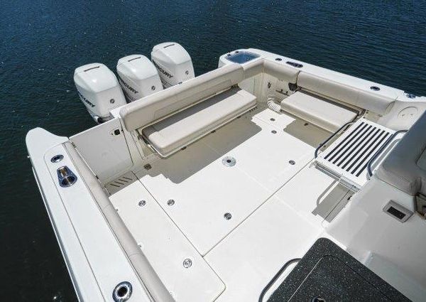 Boston Whaler 345 Conquest image