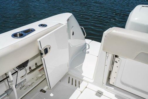 Boston Whaler 345 Conquest image