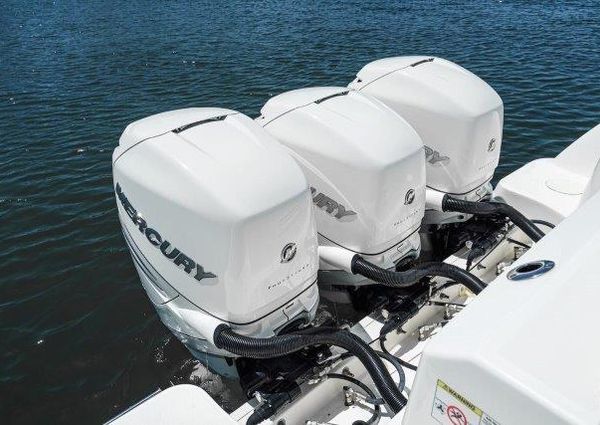 Boston Whaler 345 Conquest image