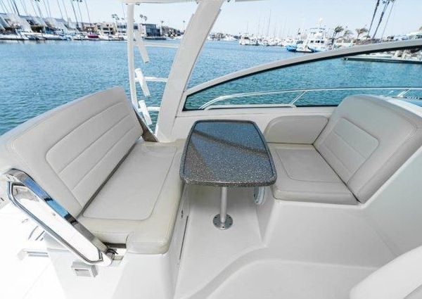 Boston Whaler 345 Conquest image