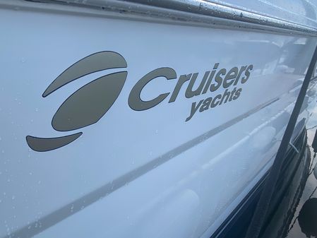 Cruisers Yachts 3650 Motoryacht image