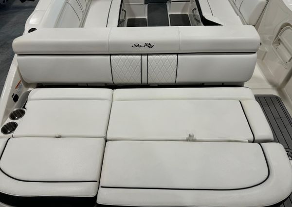 Sea-ray 270-SUNDECK image