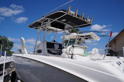 Boston-whaler 240-OUTRAGE image
