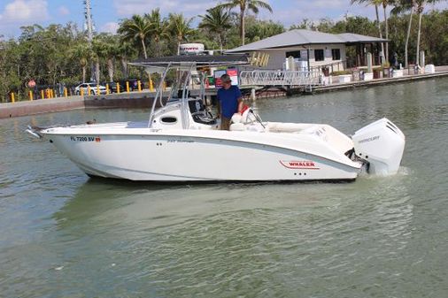Boston-whaler 240-OUTRAGE image
