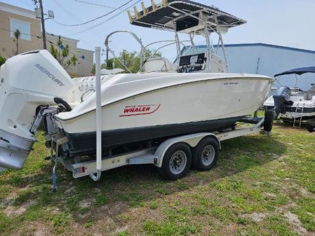 Boston-whaler 240-OUTRAGE image