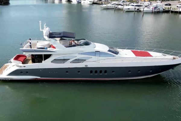 Azimut Leonardo 98 - main image