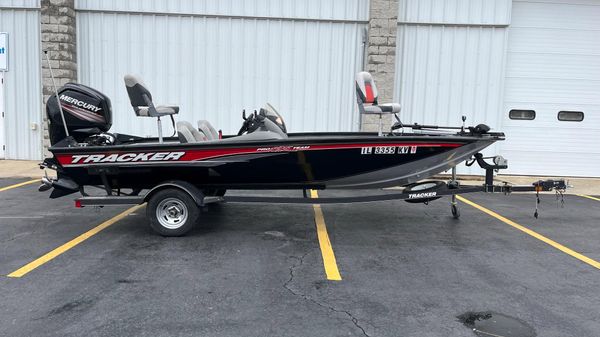 Tracker Pro Team 195 TXW