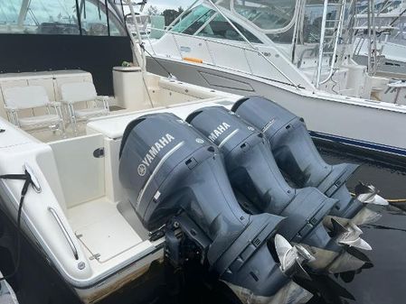 Pursuit OS-385-OFFSHORE image