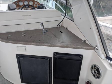 Rinker 342 Fiesta Vee image