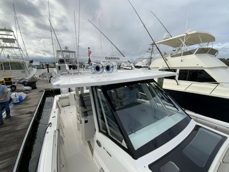 Pursuit S428-SPORT image