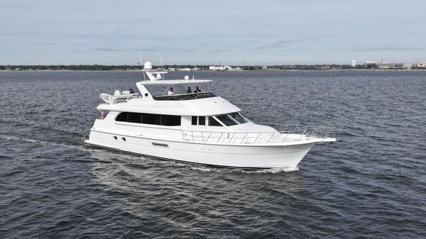 Hatteras Motoryacht 