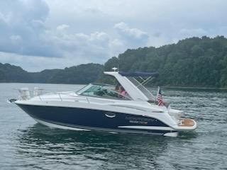 Monterey 295 Sport Yacht