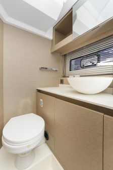 Prestige 420 Flybridge image