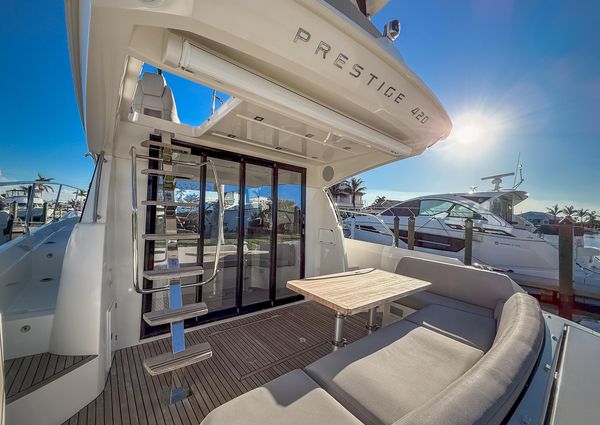 Prestige 420 Flybridge image