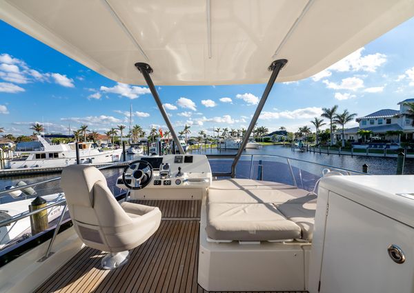 Prestige 420 Flybridge image