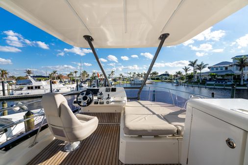 Prestige 420 Flybridge image