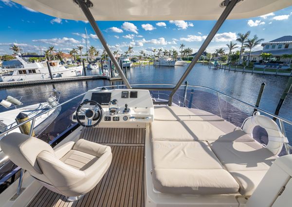 Prestige 420 Flybridge image