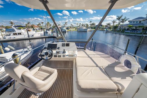 Prestige 420 Flybridge image